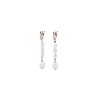 Silver dangling earrings with pearls