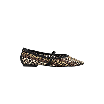 Beige knitted ballerinas with black details