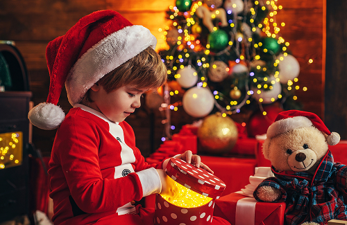 Μαγικά παιδικά outfits & δώρα για τα μικρά αστέρια των γιορτών